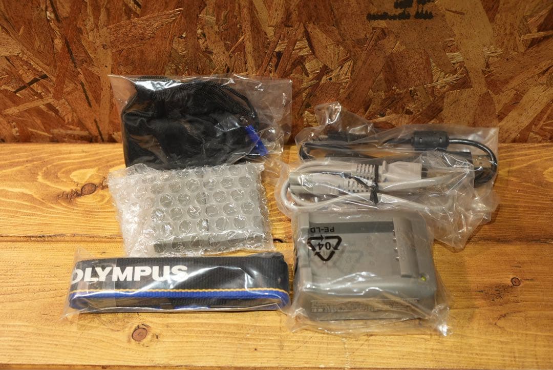 OM-D E-M5 Mark III 12-45mm F4.0 PRO 他2本