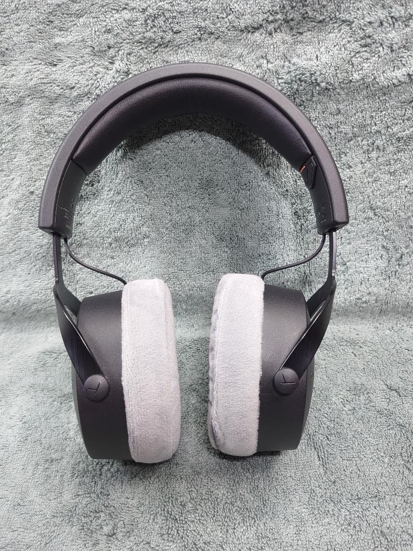 beyerdynamic DT 700 PRO X（交換用純正イヤーパッド付き）