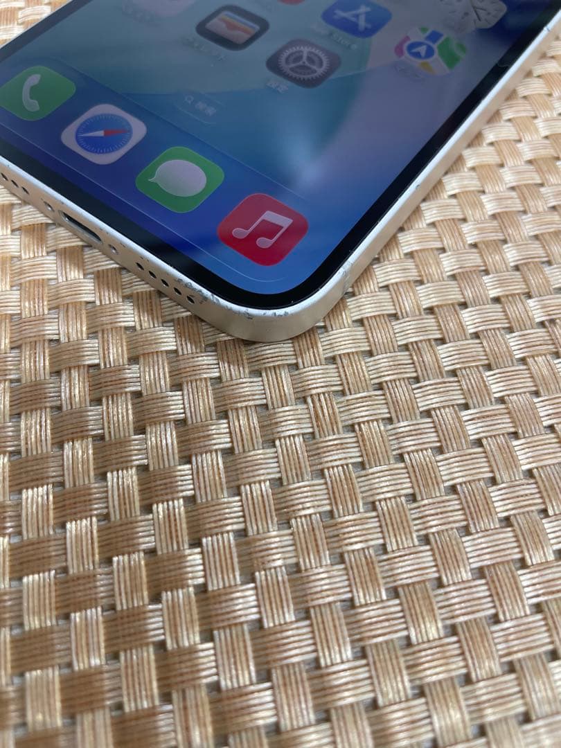 iPhone 12 128 GB ホワイトSIMフリー【0653】