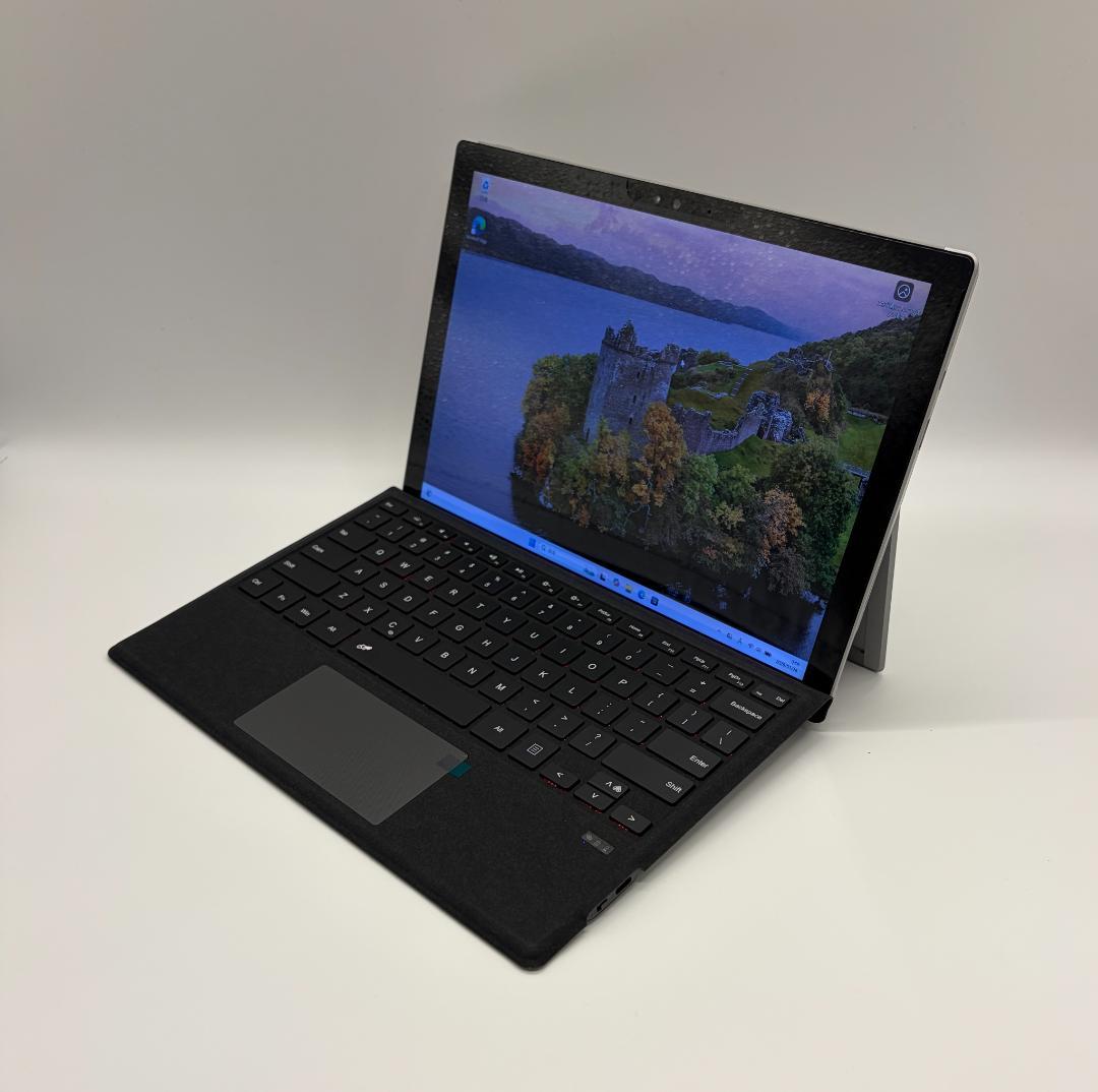 Surface Pro 4（7色キーボード）4GB/128GB NVMe