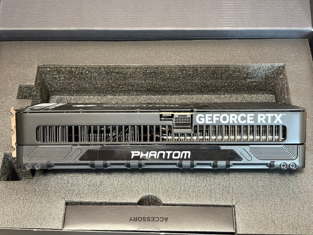 GEFORCE RTX5090 バルク品　ほぼ新品