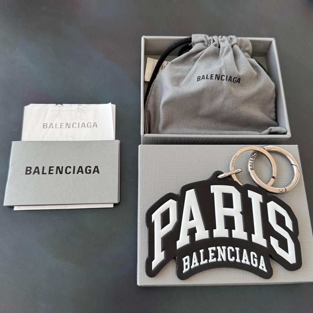 BALENCIAGA キーリング PARIS ブラック/シルバー金具
