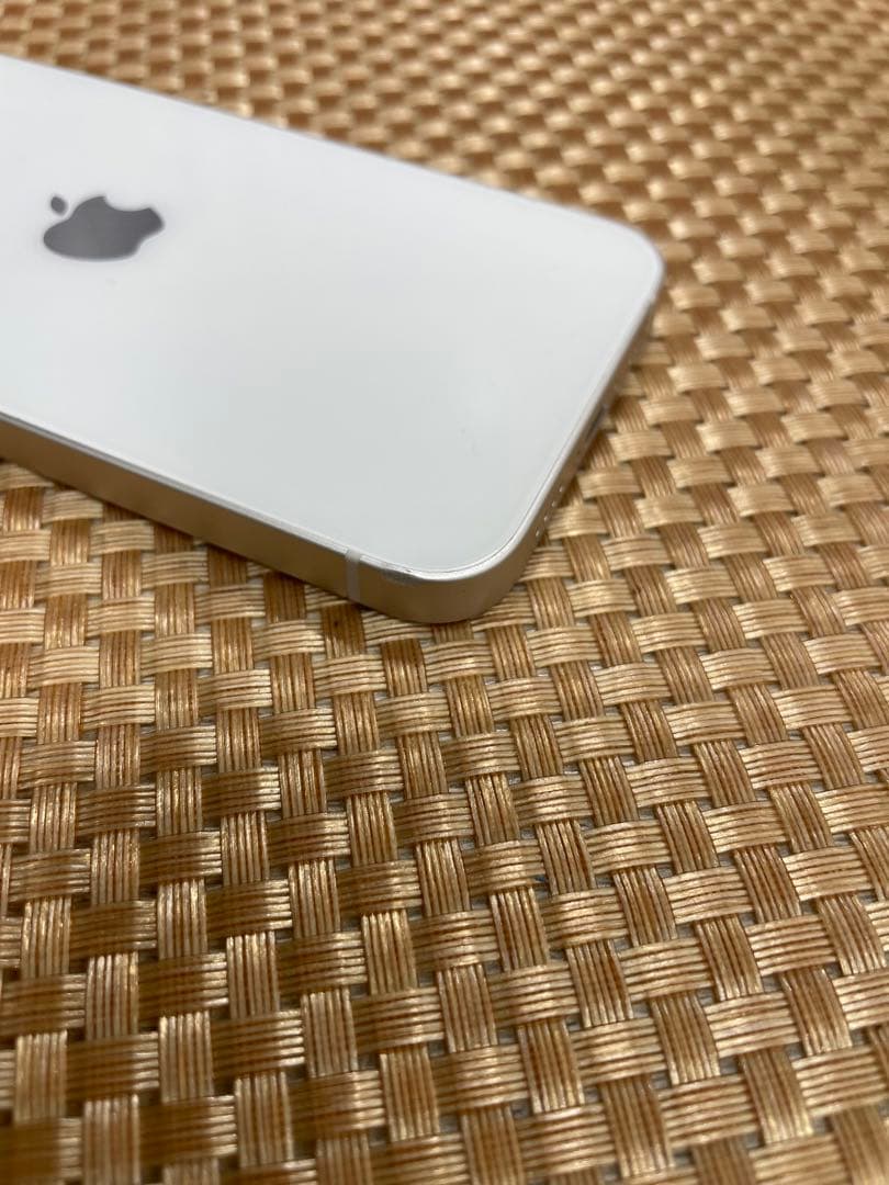 iPhone 13 mini 128 GB スターライトSIMフリー【1891】