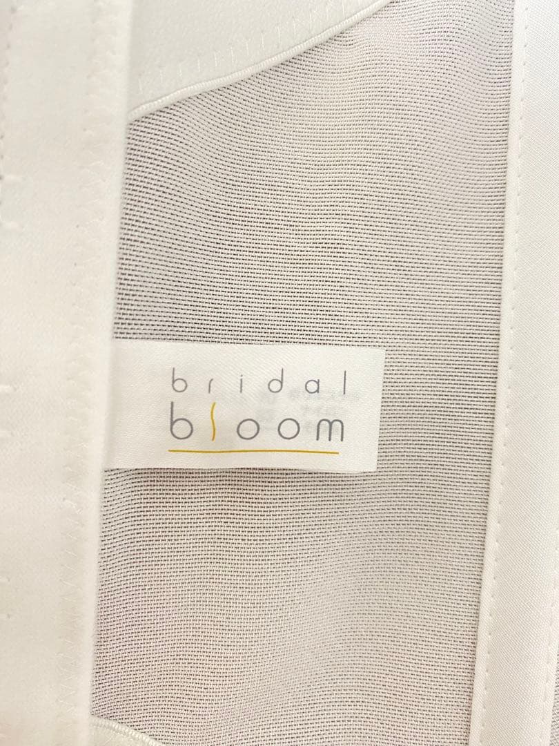 【m】bridalbloom ブライダルビスチェ B70 オフホワイト