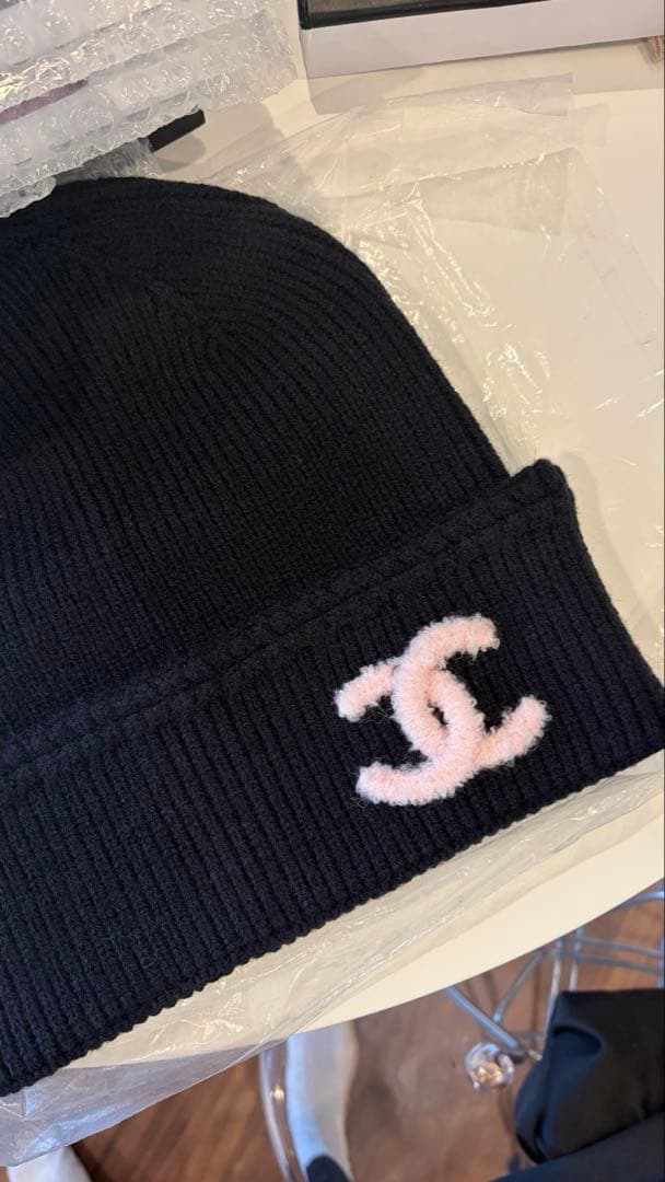 CHANEL ノベルティ　ビーニー　ニット帽　ラスト1点