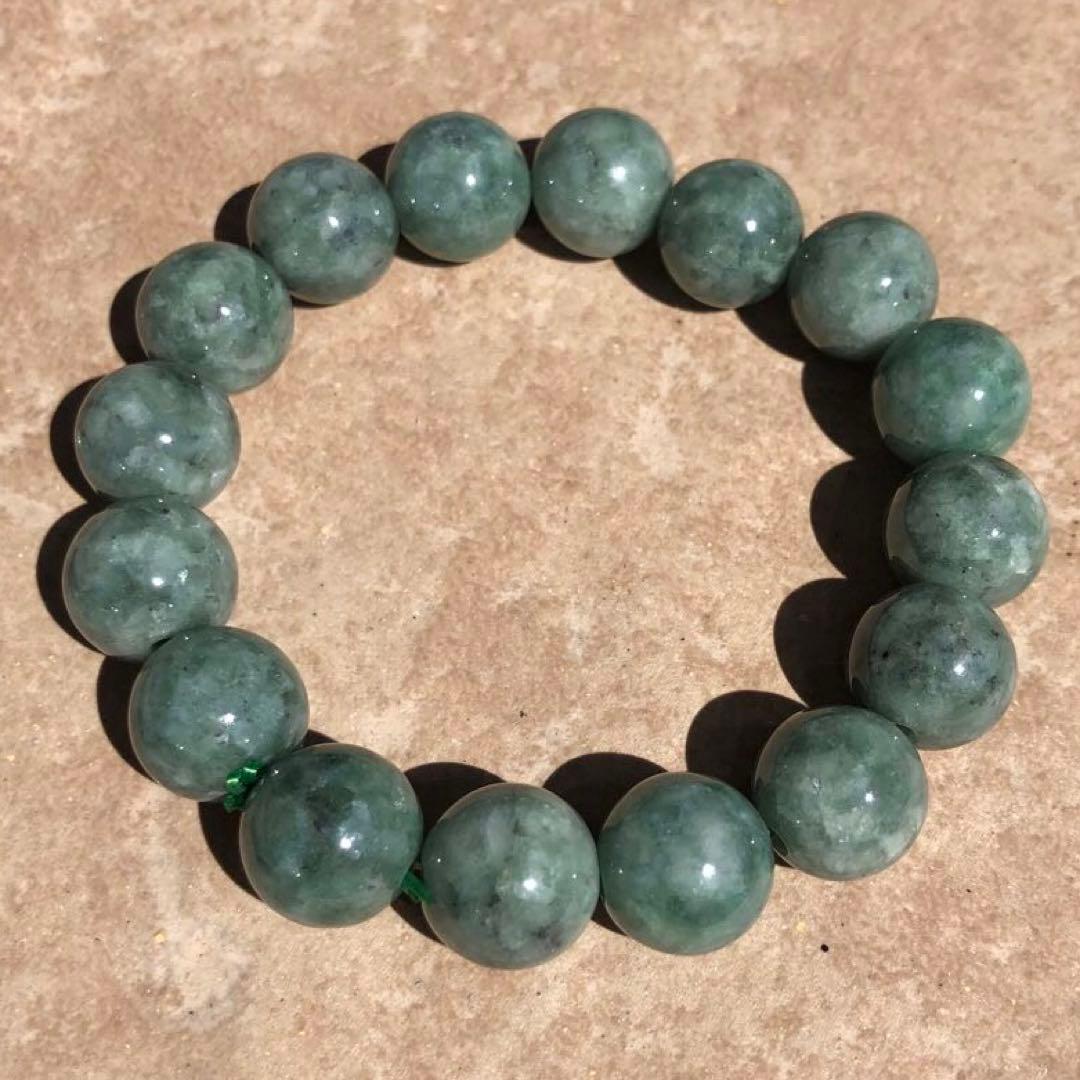 【⭐️超激レア天然石⭐️】緑色 糸魚川翡翠 ブレスレット 天然石
