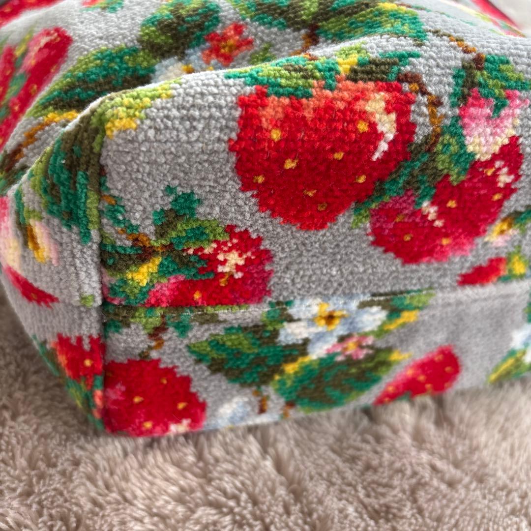 ♡*♡様 フェイラーハンドバッグ　ほぼ未使用　いちごデザイン　ストロベリーフェイ