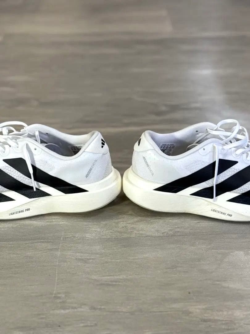 adidas Adizero EVO SL シューズ