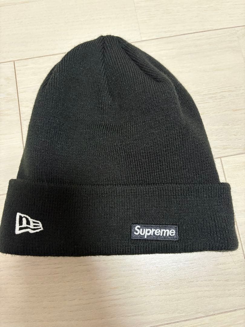 Supreme ✖︎ニューエラ　ブラック ニット帽