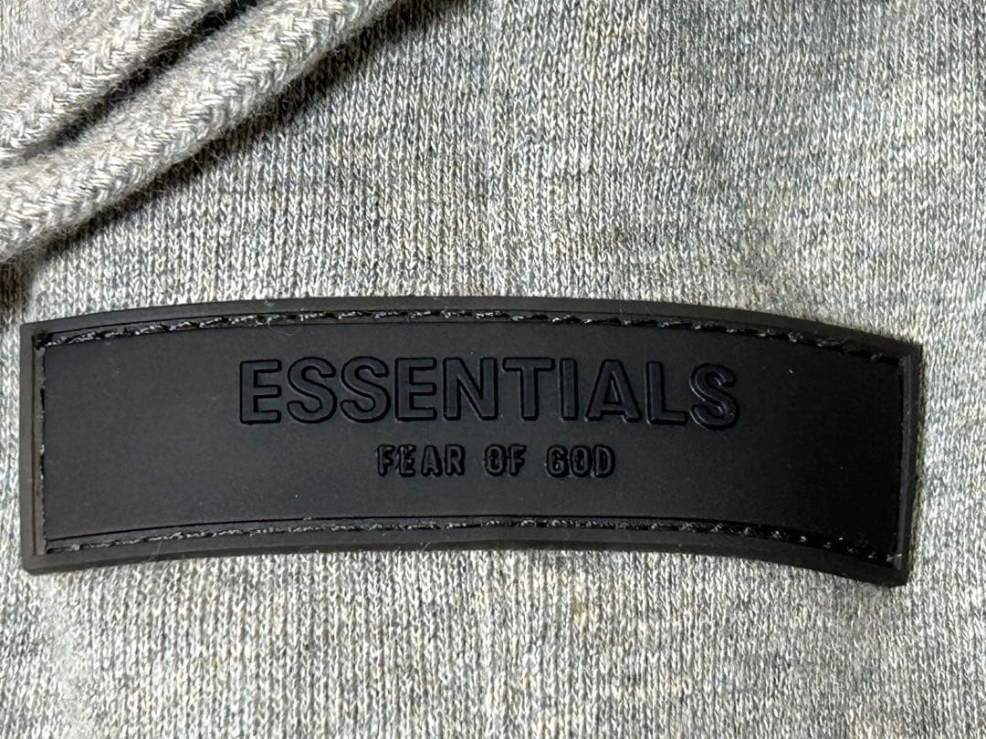 新品未使用　エッセンシャルズ スウェット1977 ハーフパンツ 短パンXL