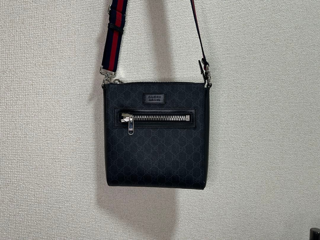 GUCCI ブラック ショルダーバッグ474137
