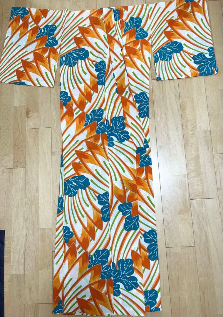 浴衣単品　和風館　セオアルファ　浴衣　単衣　菊　アンティーク風