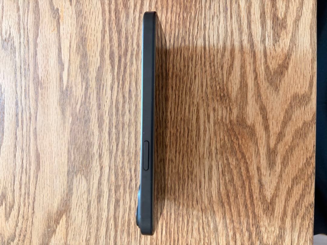 【美品】iPhone 15 256GB simフリー