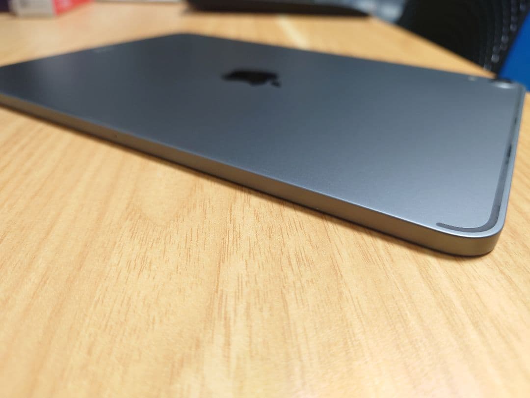 【イワサキ】iPad Pro 11インチ(第1世代) 64GB Wi-Fi