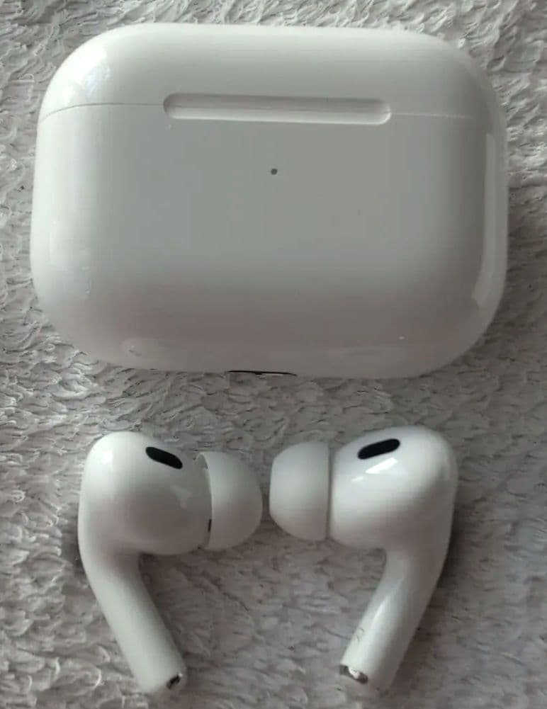 Apple AirPods Pro 本体　未使用に近い　純正品
