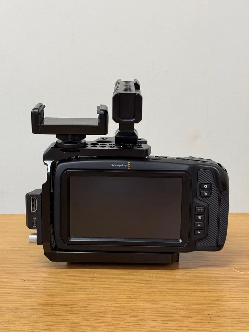 Blackmagic BMPCC4K リグ付き