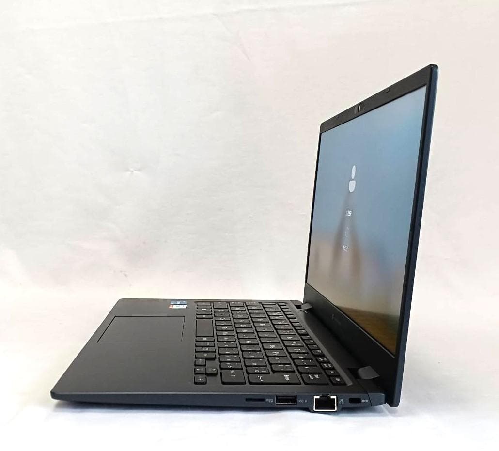 超美品 2022年 DYNABOOK G83/KV i5 12世代 512GB