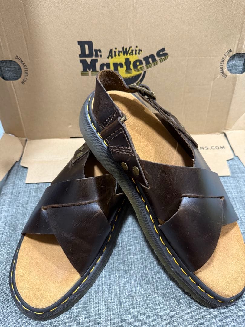 Dr. Martens Zane Bracken サンダル