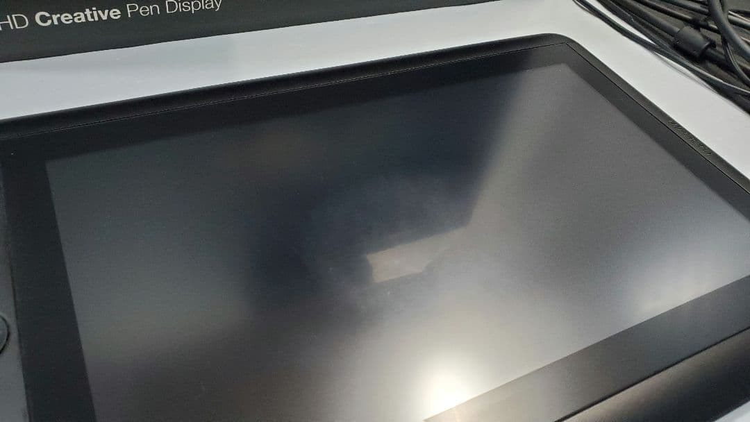 ワコム液タブ 13.3フルHD液晶 Cintiq13HD DTK-1301/K0