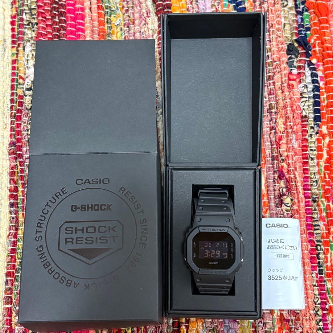 CASIO G-SHOCK DW-5600UBB-1JF 新品未使用箱保証書付き