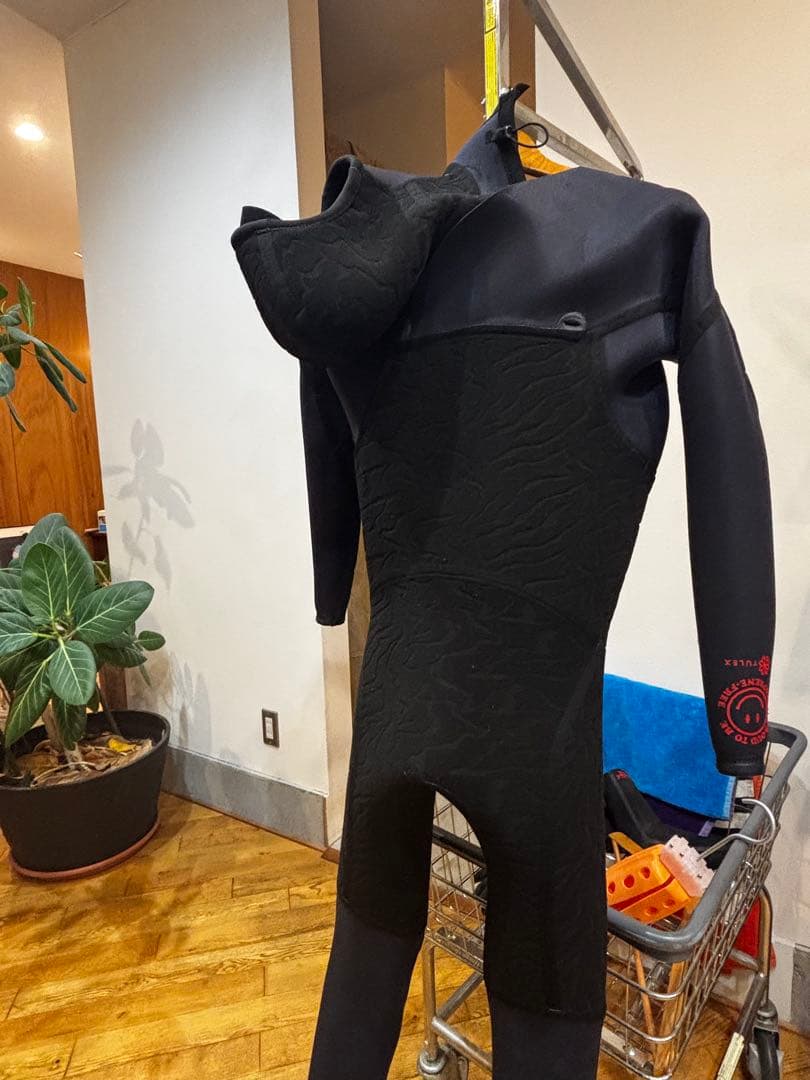 patagonia R4 ウェットスーツ