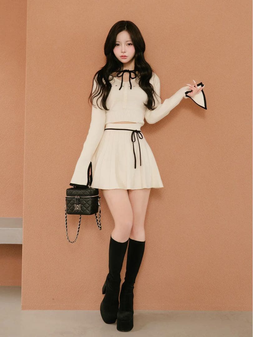 新品タグ ダーリッチ ウエストオープンリボンデザインニットミニワンピース FL