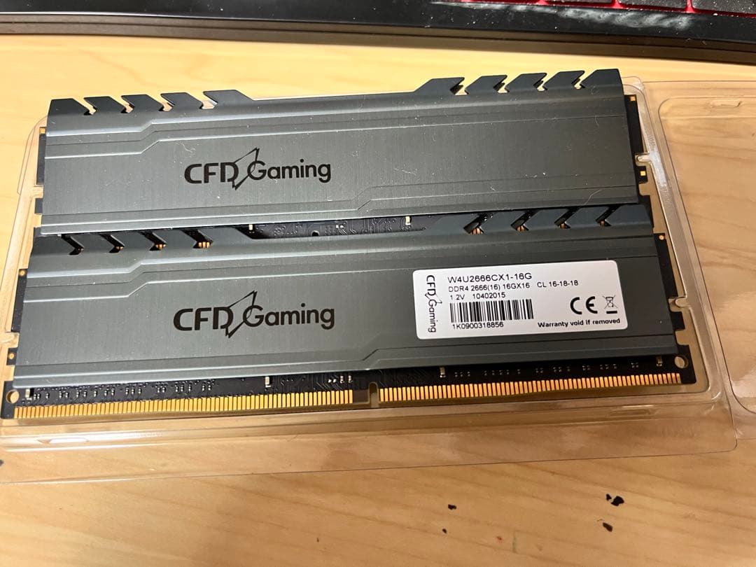 DDR4-16GB2枚組み 2666MHz