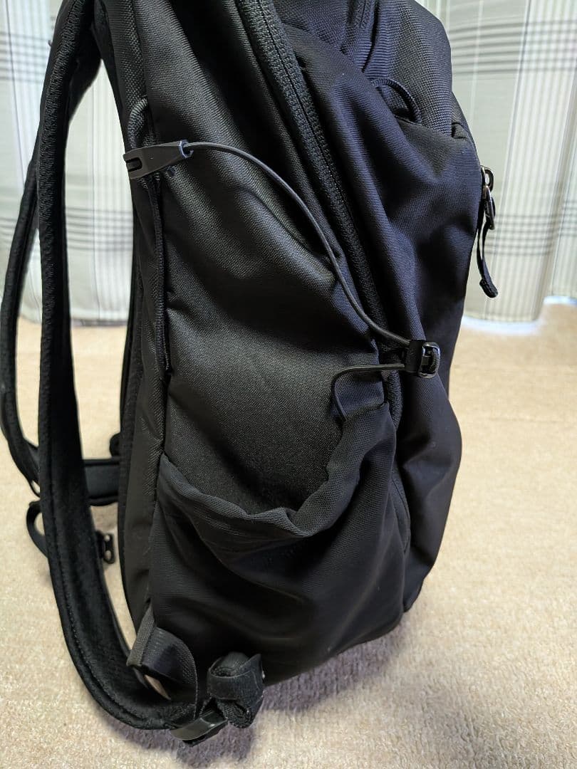 【正規品】アークテリクス マンティス26 ブラック ゴールドロゴ