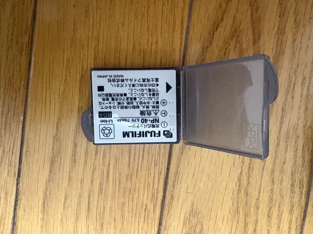 【稼働品】Fujifilm FinePix F700 デジカメ　予備電池