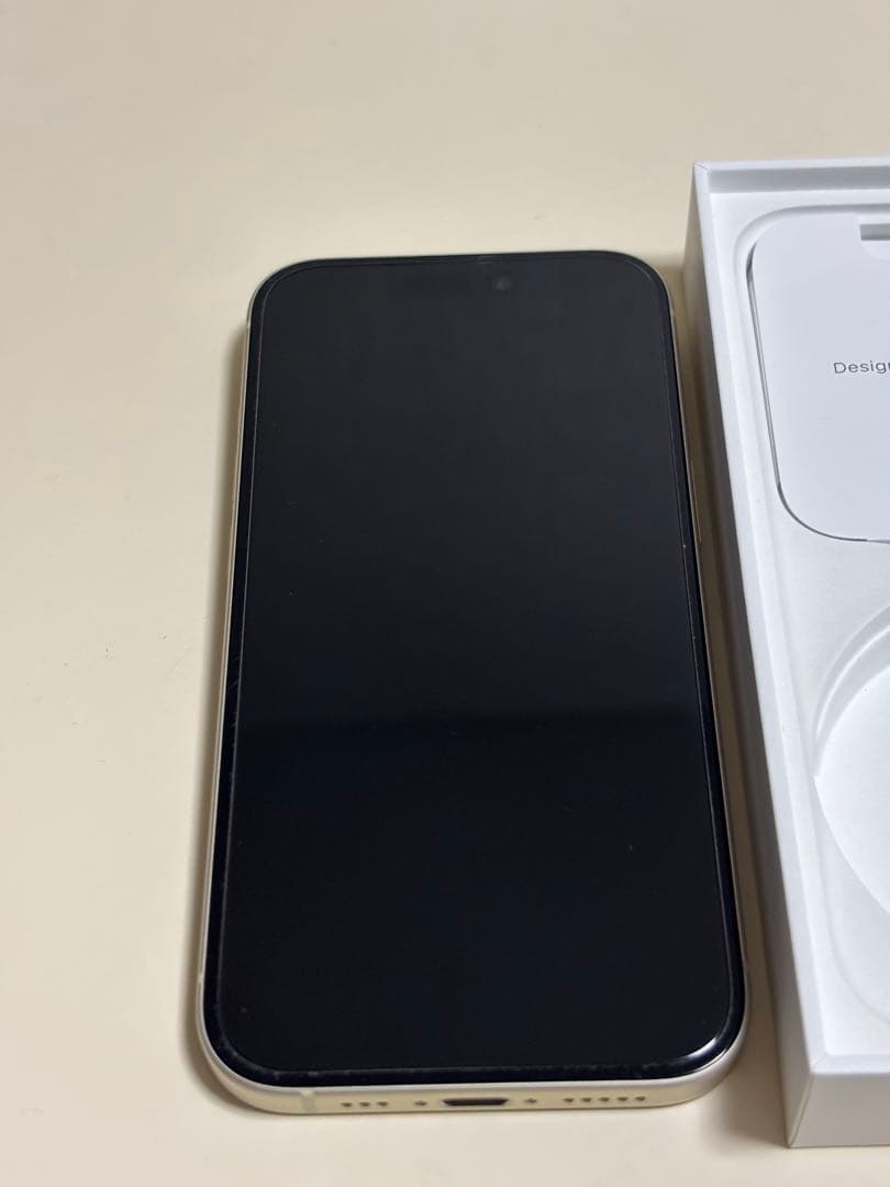 美品　iPhone 15 128GB イエロー