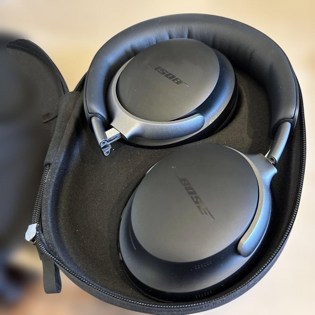 Bose ワイヤレスヘッドホン 専用ケース付き