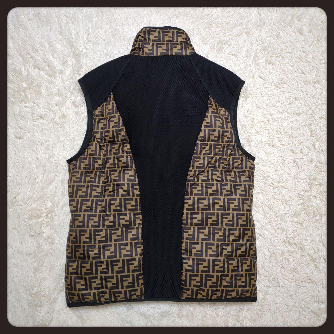 【極美品・人気モデル】FENDI☆ズッカ ダウンベスト フルジップ ドッキング