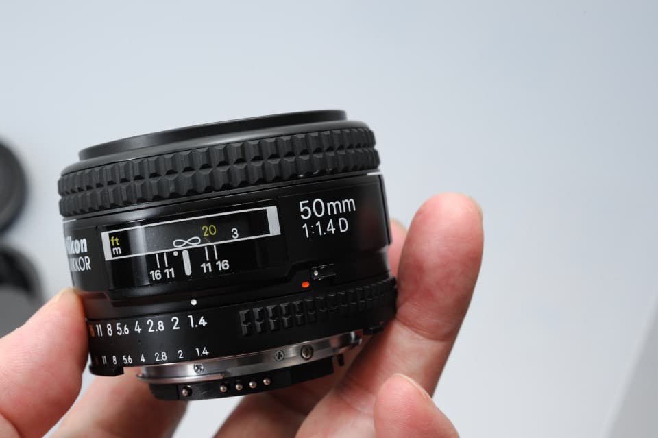 Nikon F-601 撮影可能現役機 + AF 50mm/F1.4D セット