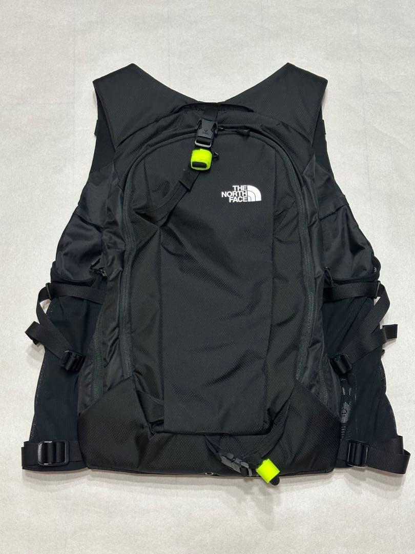 美品、ザ・ノースフェイス、パウダーガイドベスト、サイズ：SM（USAサイズ）