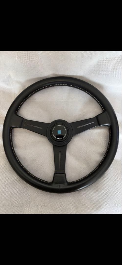 ナルディ NARDI 正規品 36パイ クラシック レザー ステアリング 美品