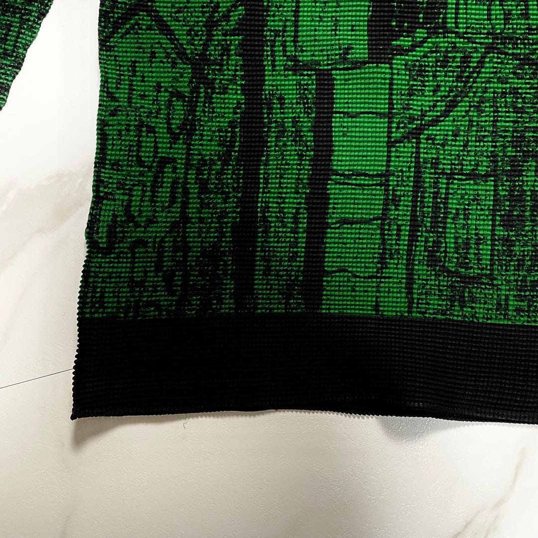 me ISSEY MIYAKE ハイネックカットソー 総柄 ワッフルプリーツ