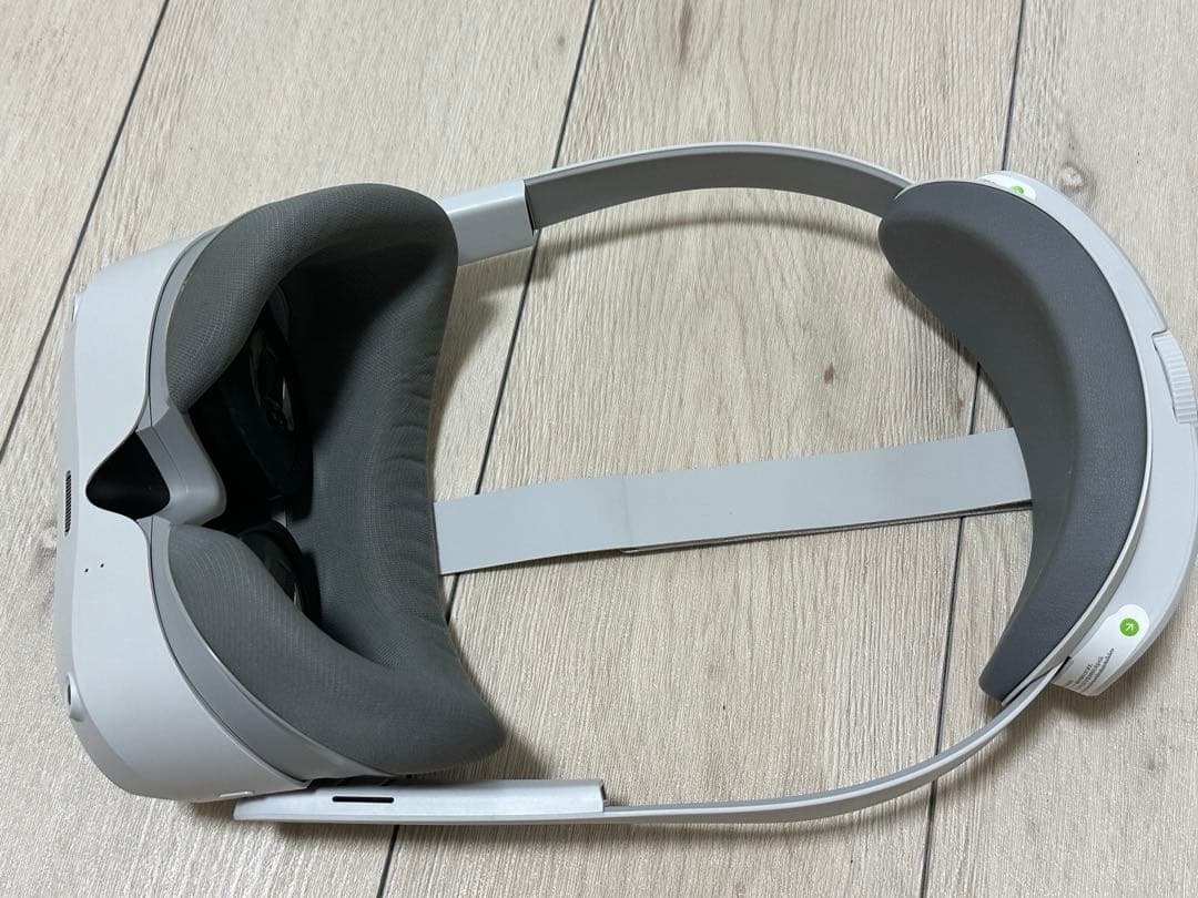 中古PICO 4 Ultra & 新品PICO Motion Tracker