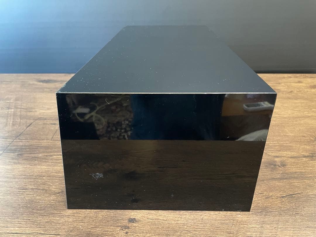 センタースピーカー audio pro black vector