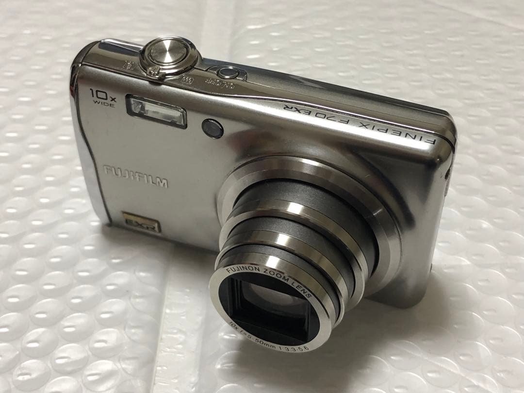 デジタルカメラ FUJIFILM FinePix F70 EXR