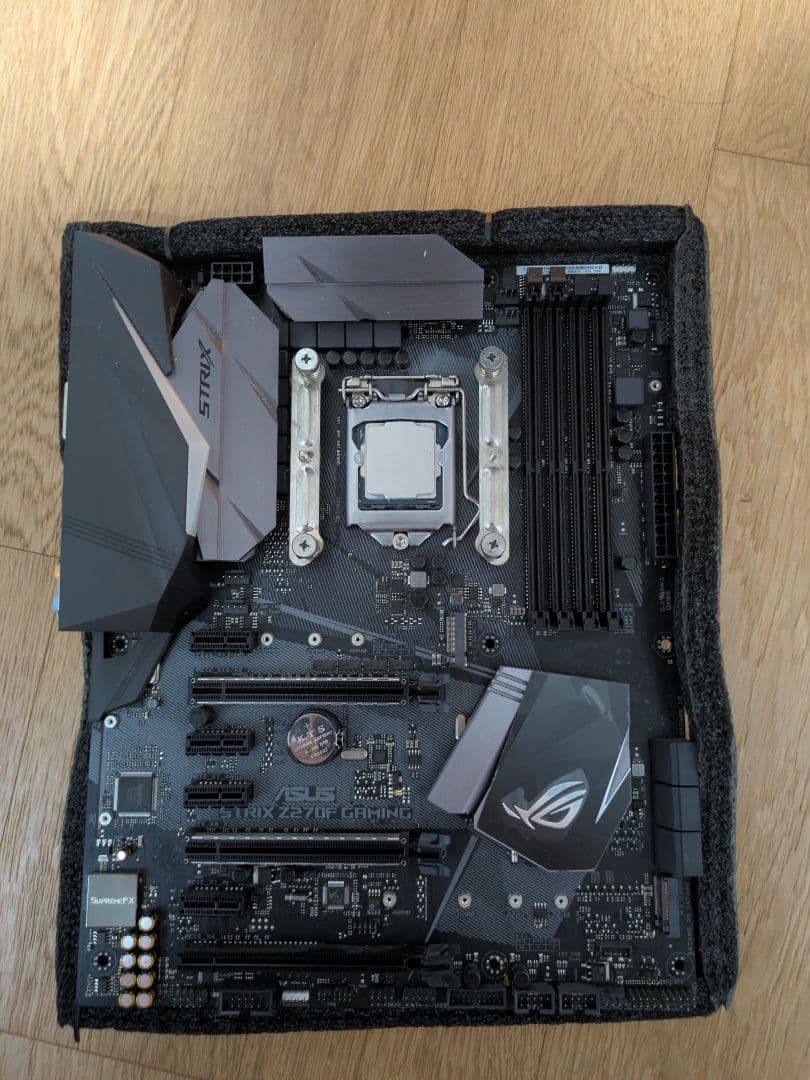 CPU STRIX Z270F GAMING + i7-7700K