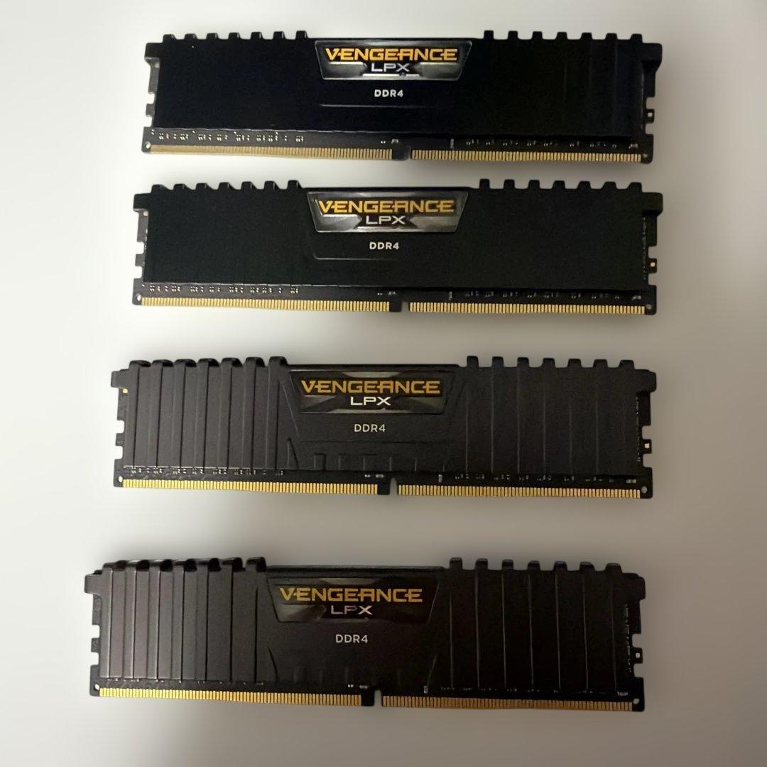 DDR4メモリ　デスクトップ用　16GB×4枚