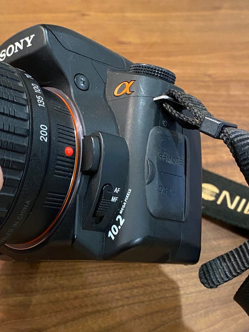 SONY α200 CCDデジタル一眼 タムロン　広角望遠18-200 動作品