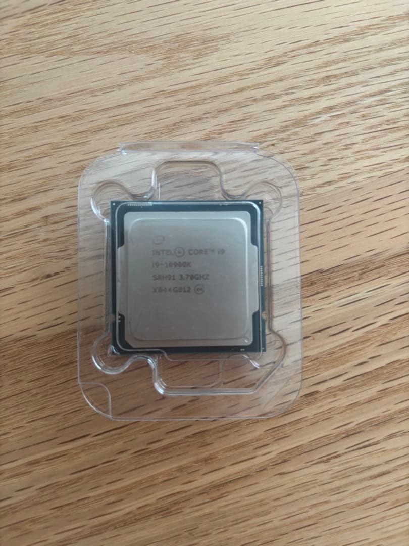 Intel Core i9-10900K 中古品