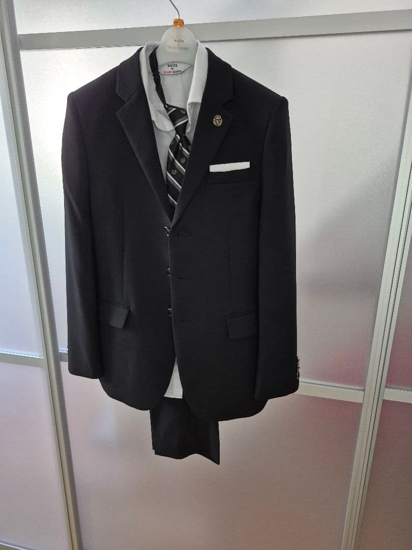 ビームスデザイン160センチ　男児卒業式スーツ　　４点セット