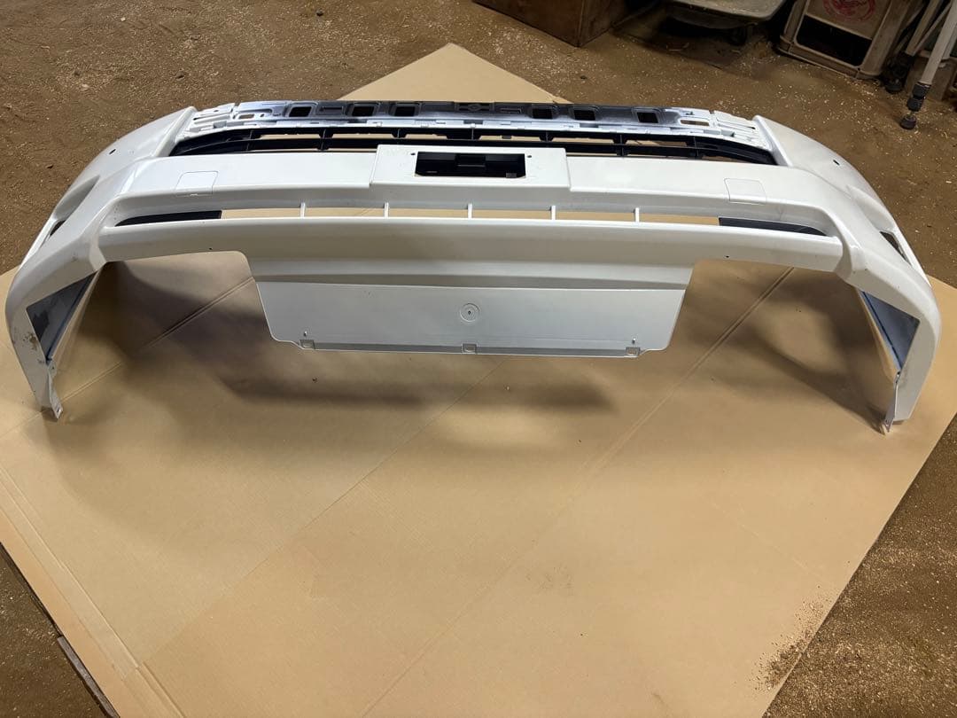 ハイエース ワイド 純正 フロントバンパー