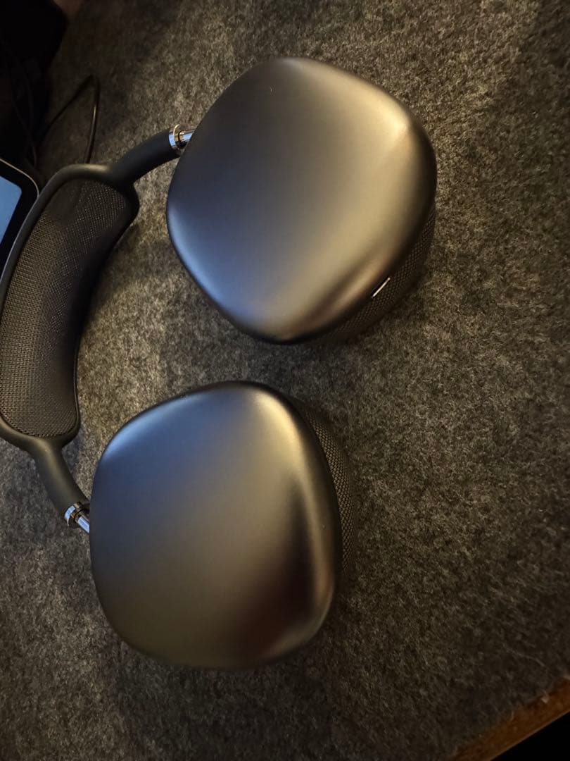 AirPods Max スペースグレー ケース付き 即日発行可能 状態良い