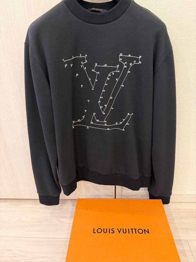 【極美品】Louis Vuitton ステッチプリントエンブロイダリートレーナー