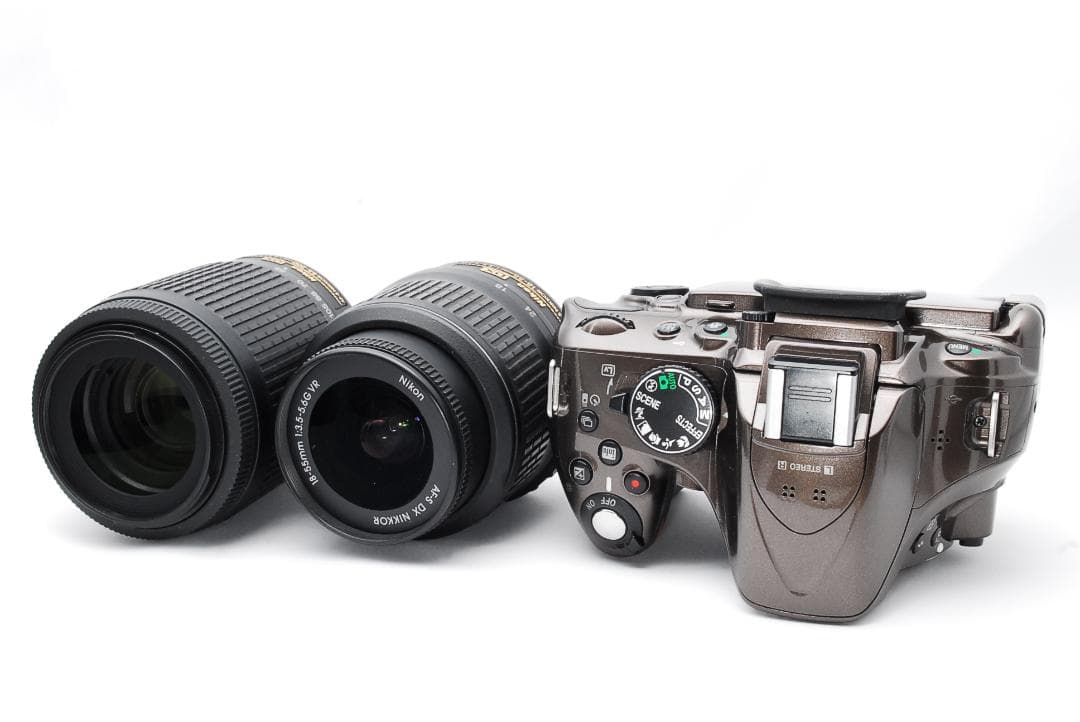 Nikon D5200 ✨️ Wレンズ 一眼レフ ブロンズカラー S数5164枚