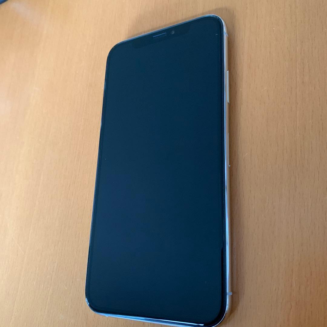 美品iPhoneXS シルバー 64GB SIMフリ-
