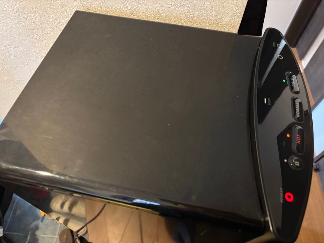 フレシャス ウォーターサーバー slat(スラット) 本体 (最終値下げ)